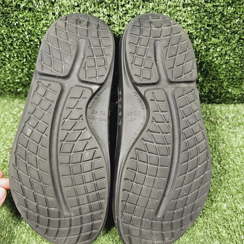 Oofos OOahh Slide Black Recovery Athletic Comfort Sandals Mens Size US 9